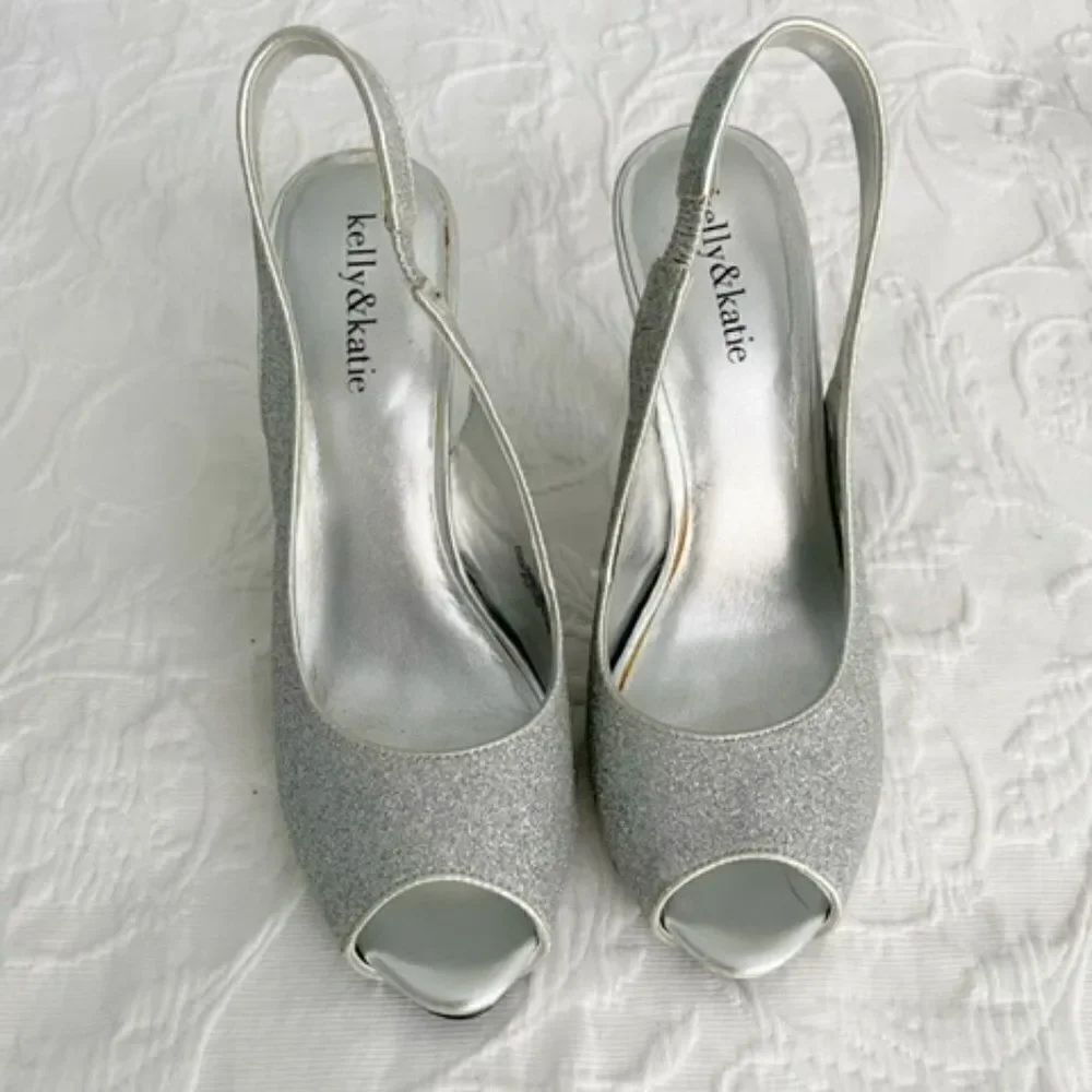 Kelly & Katie Silver Glitter Sparkle Peep Toe Sling Back Platform Heels Size 8.5